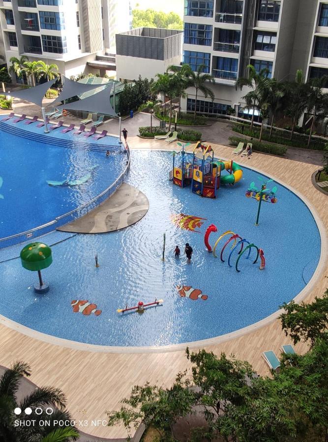 Atlantis Homestay Pool View 1210 Malacca Exterior photo