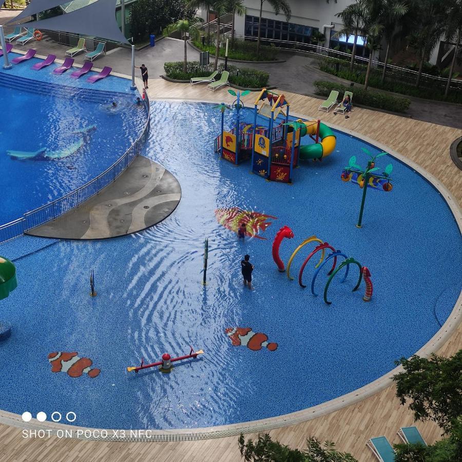 Atlantis Homestay Pool View 1210 Malacca Exterior photo